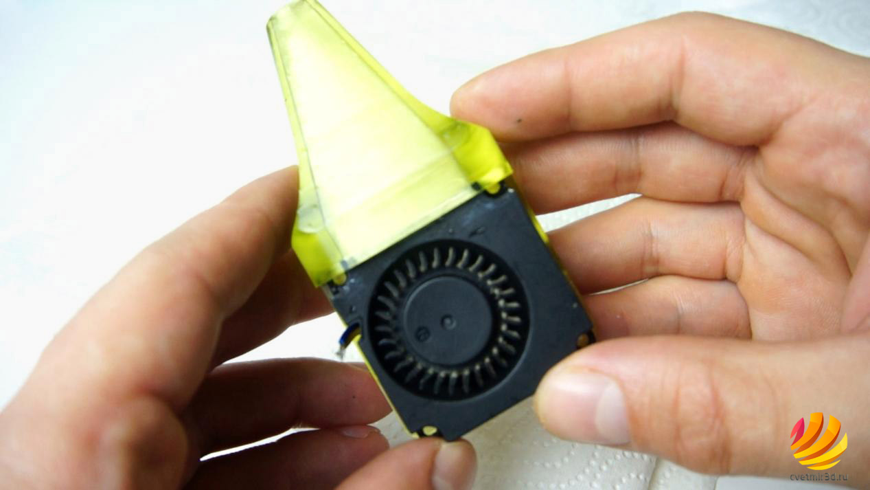 image71_obzor_3d-printer_sonic_mini_4k.jpeg